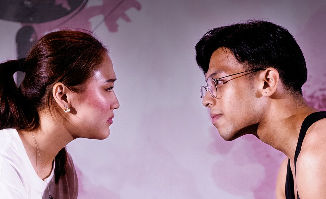 OliverOliveros's tweet photo. After a sold-out run just four months ago, #TwentyQuestions, Juan Ekis’ Palanca-winning one-act play, returns to the Mirror Studio Theatre in #Poblacion, Makati, on the weekends from Nov. 10 to 19. https://t.co/MQy6jIwPQT
#20QTitas #20Yearsof20Q https://t.co/urkhuwibZM