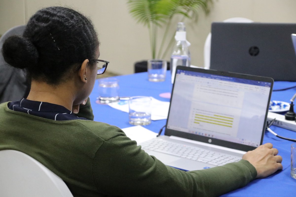 FNUFiji's tweet photo. ✅️ Highlights from the final round of mentoring and discussion at the College of Medicine, Nursing and Health Sciences Manuscript Writing ✍️ Workshop ✨️

#TeamFNU #NoquFNU #CMNHS #ManuscriptWritingWorkshop https://t.co/UqPx8uFZ9B