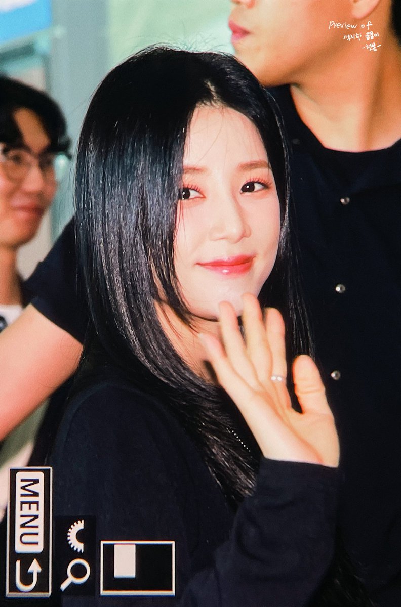 첫봄 The First Spring tweet media