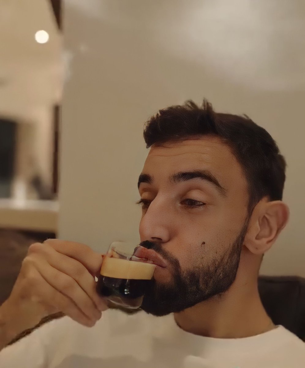 Happy birthday captain cool

<a href="/B_Fernandes8/">Bruno Fernandes</a>