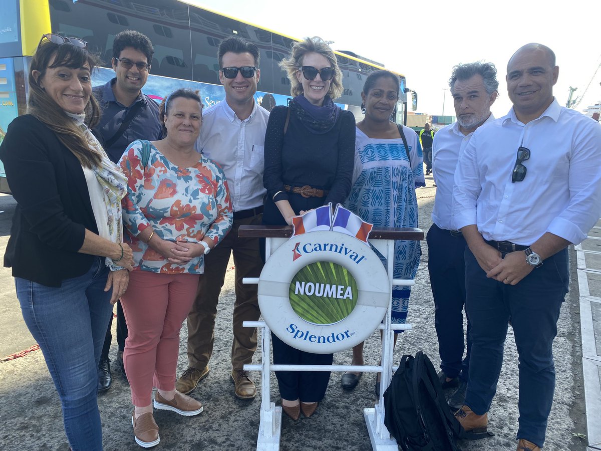 AusCGNoumea's tweet photo. DYK over 300,000 Australians visit Nouméa on cruiseships like this one each year? Thanks to the crew of the Carnival Splendor, Port Agent Elodie from Kenua, the Port of Nouméa &amp; Govt of New Caledonia for your hospitality today &amp; your support to our citizens when they travel. https://t.co/awke93XiVa