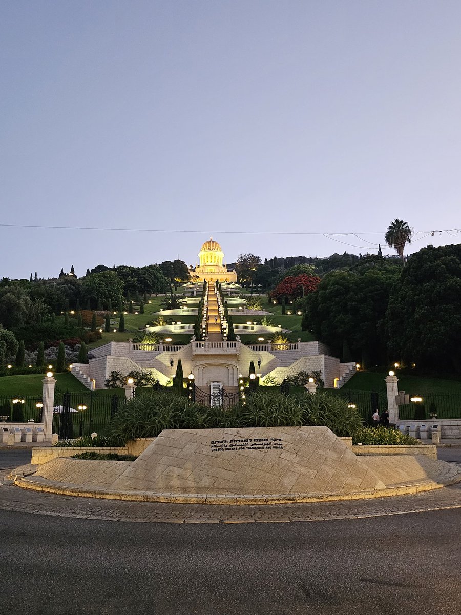 Santos' Lab tweet media