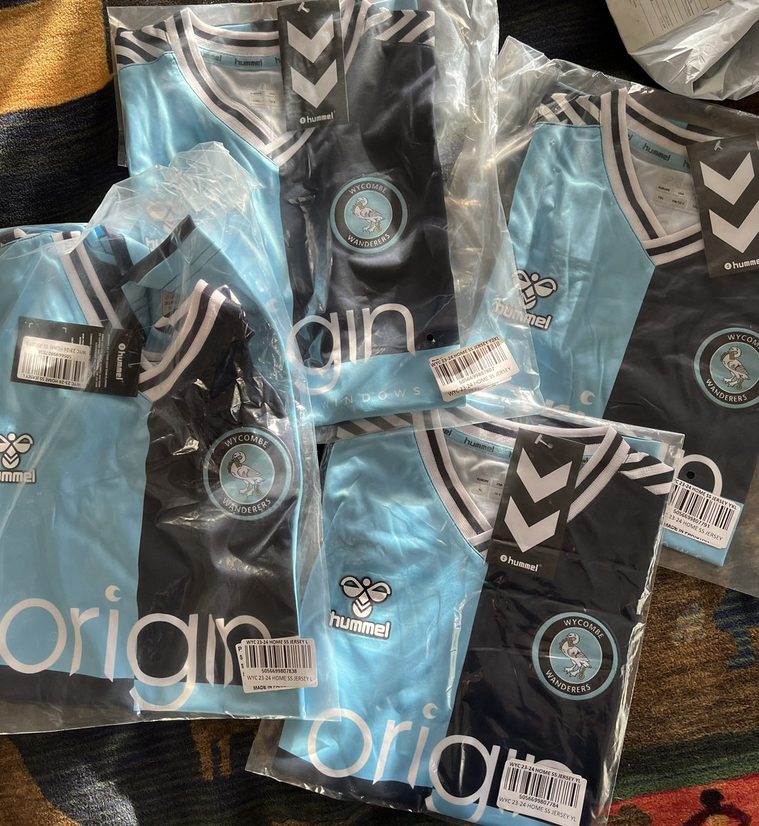 Flights booked back to the UK in April, for the first time in five years. 🛫🇬🇧First act, to book the three kids in as mascots for the <a href="/wwfcofficial/">Wycombe Wanderers</a> v Derby game on 6 April 😃🩵💙 Haven’t even told my parents we’re visiting yet 😂 #priorities And these arrive today 🤤