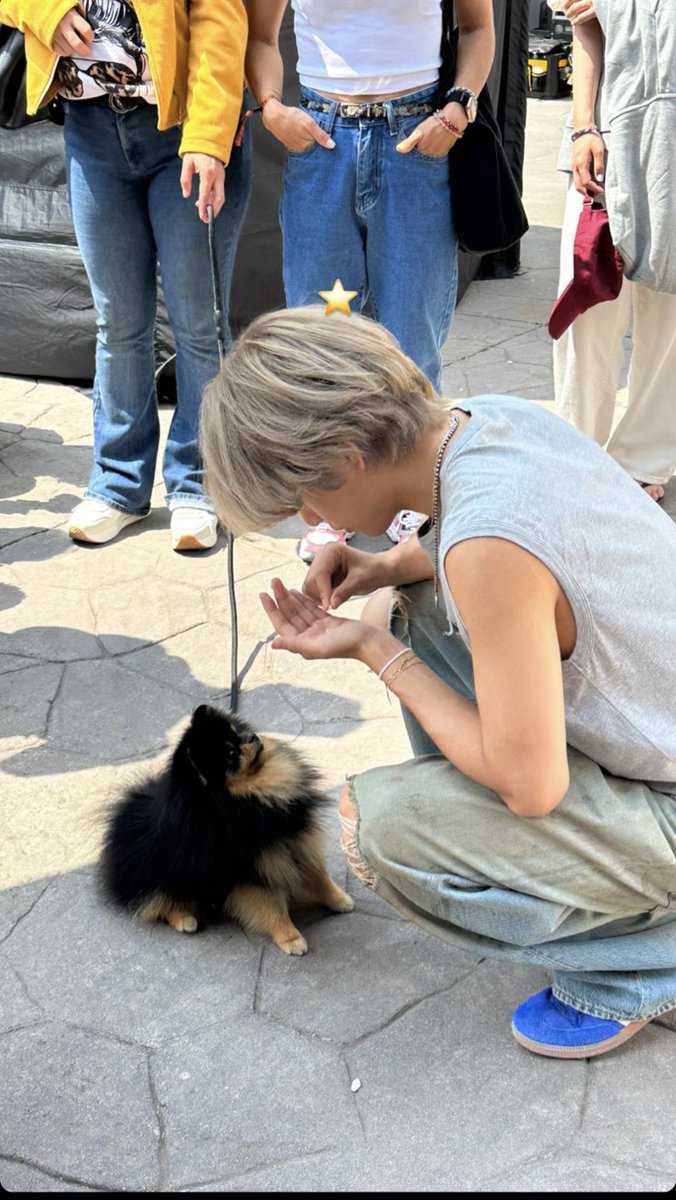 winskth's tweet photo. on the set w taehyung for the slow dancing mv (2023) ⭐️ https://t.co/3q9J41OuEm