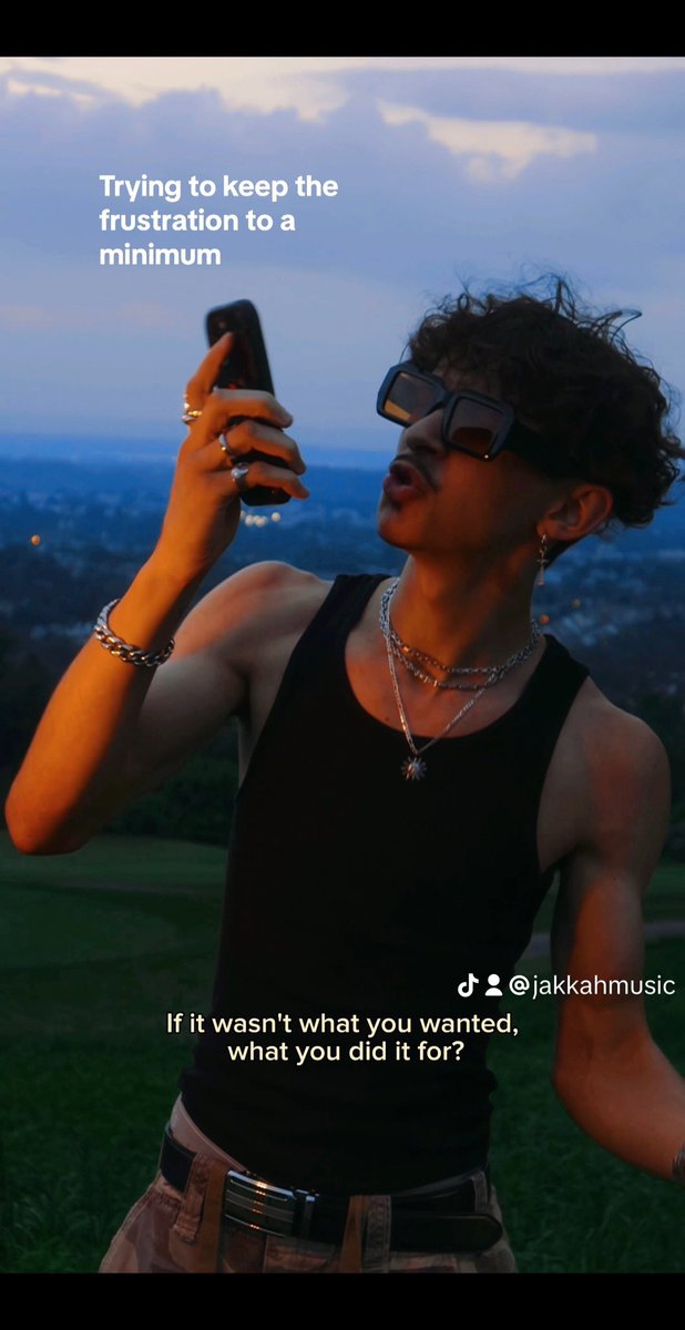 Jakkah tweet media