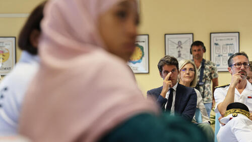 Limportant_fr's tweet photo. Interdiction de l'abaya: Le Conseil d'État confirme la mesure de Gabriel Attal https://t.co/2b2mBH37qa #LeHuffPost https://t.co/RSnfJgA2HQ