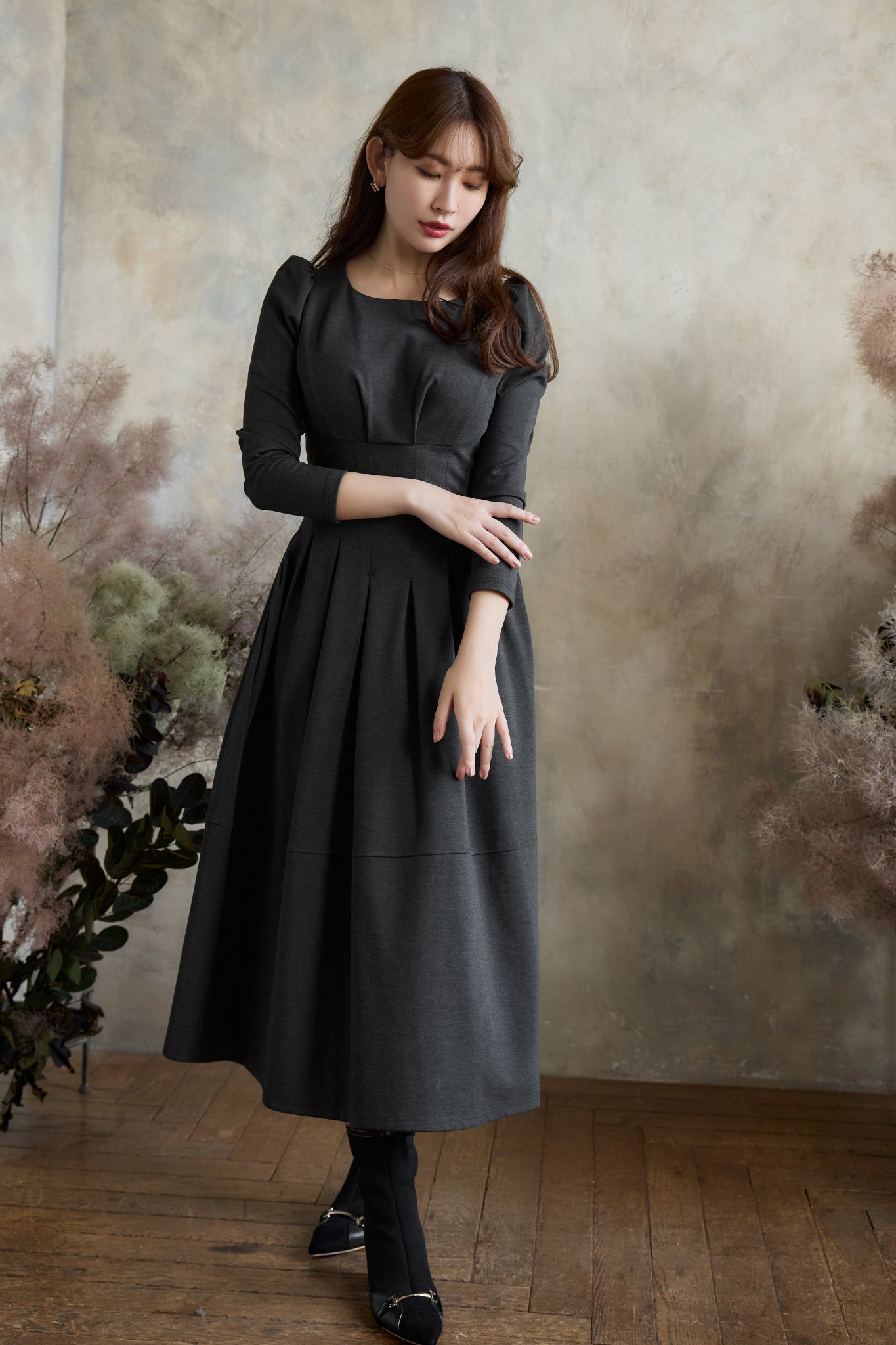 カラーピンクHerlipto Marylebone Midi Dress