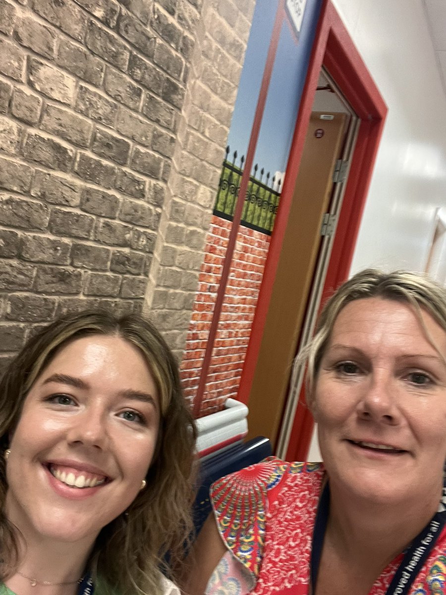 liz 💙 (@lizabbiss123) on Twitter photo Great way to start a Friday #makeithappen talking to people to find out what it’s like working <a href="/DudleyGroupNHS/">The Dudley Group</a> and how together we can continue to make it a great place to work. Great people doing amazing things every day Great way to start a Friday #makeithappen talking to people to find out what it’s like working <a href="/DudleyGroupNHS/">The Dudley Group</a> and how together we can continue to make it a great place to work. Great people doing amazing things every day