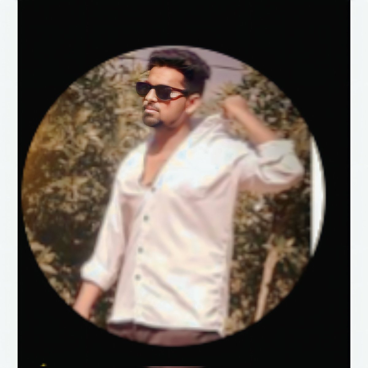 gajadboss45's tweet photo. ಲೇ ಗಾಂಡು ಬೋಳಿಮಗನೆ 🦵🦵🦵🤣🤣
ಒಳ್ಳೆ ಸೆಡೆ ತರ ಇದಿಯಾ
#luccha #luccha46 https://t.co/t0RLYz6BFg