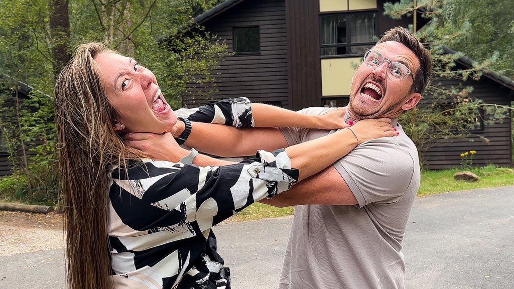 Tom tweet media