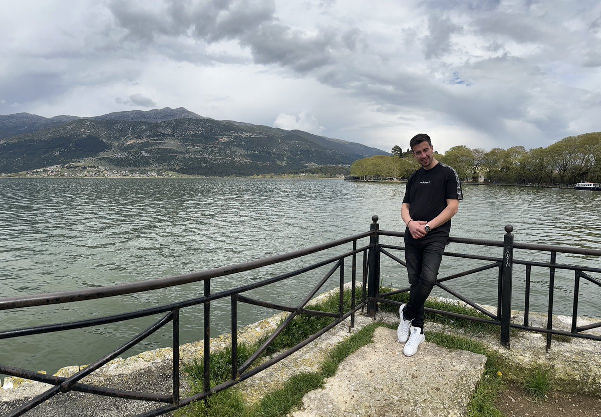 PappasErmal's tweet photo. Metsovo-ioannina 2023 https://t.co/FsHXZ28EjE