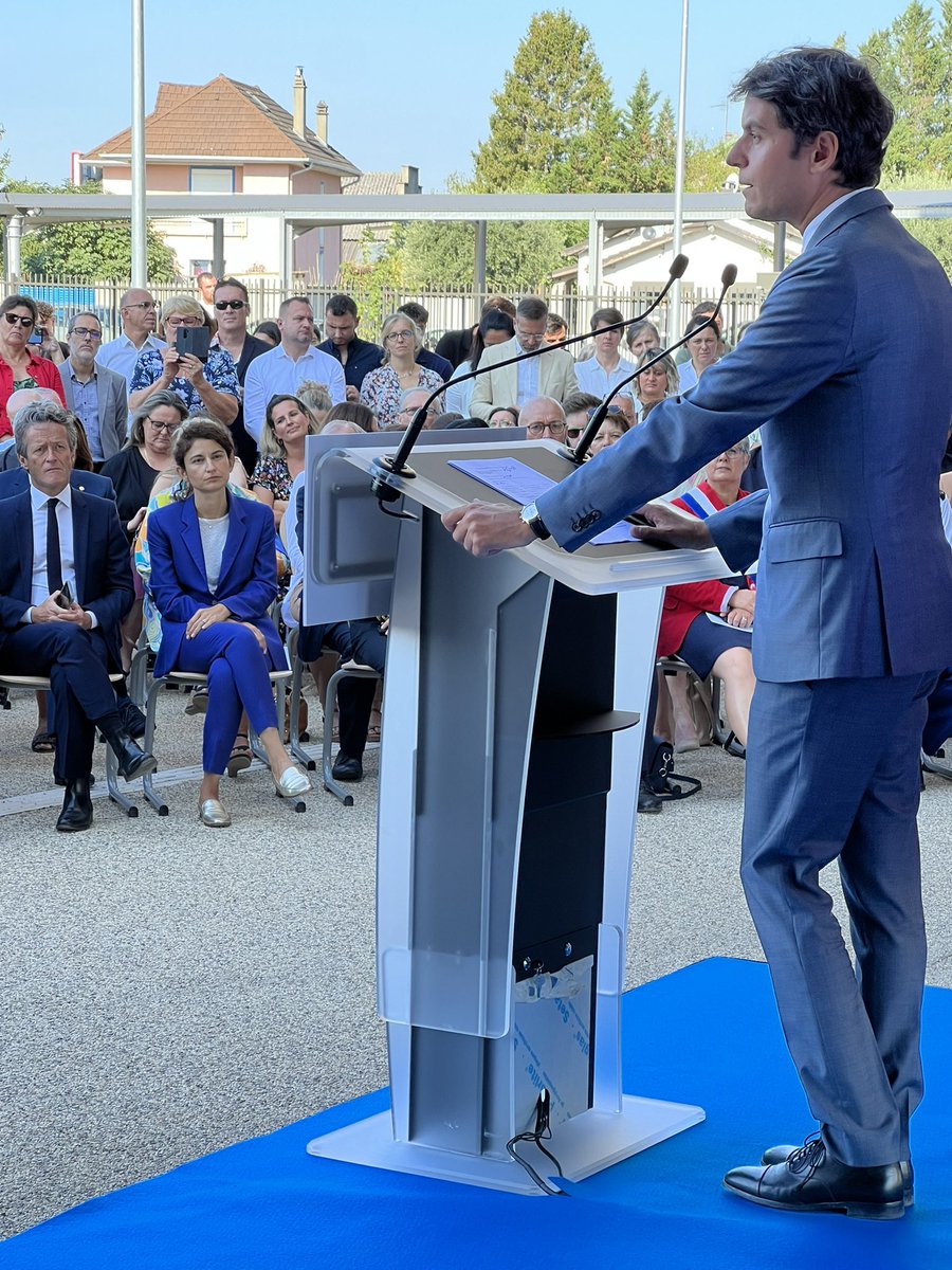 sarah_tanzilli's tweet photo. Donner à un établissement scolaire son nom, c’est poursuivre son combat de la plus belle et de la plus efficace des manières.
Car face à l’obscurantisme, face au terrorisme, la plus efficace des armes, c’est la connaissance, c’est la construction de citoyens … 2/4
@GabrielAttal https://t.co/R9TefUOUUs