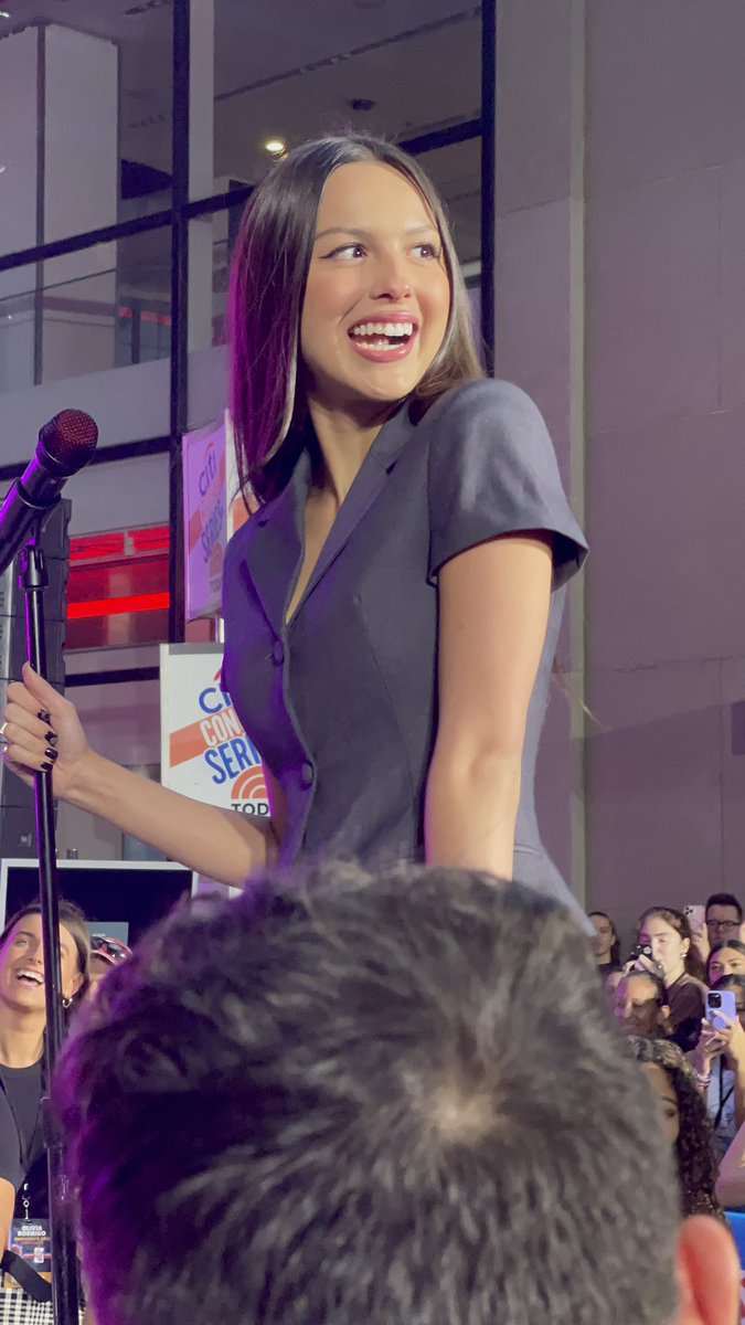 best of olivia rodrigo 🦋 (@liviesarchive) on Twitter photo 