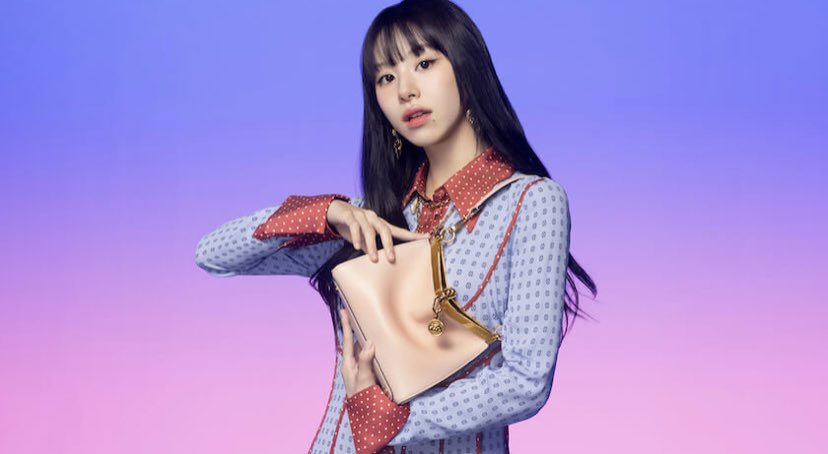 imyeonnz's tweet photo. CHAEYOUNG is now the new brand ambassador of ETRO! https://t.co/iwsYpPl88Q