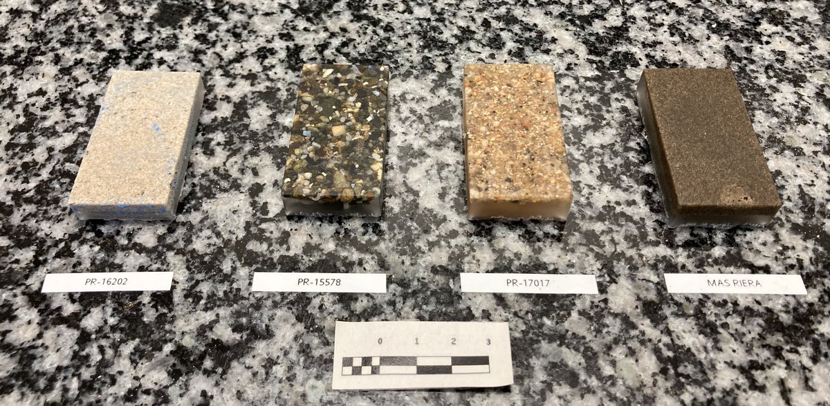 MCNBgeologia's tweet photo. En el laboratori de geologia i paleontologia preparem mostres de sorres per estudiar el seu contingut mitjançant l´elaboració de làmines primes.
#Geology #petrology #thinsection #sand #naturalhistory #labpreparation #MCNB https://t.co/89SuPeKGLz