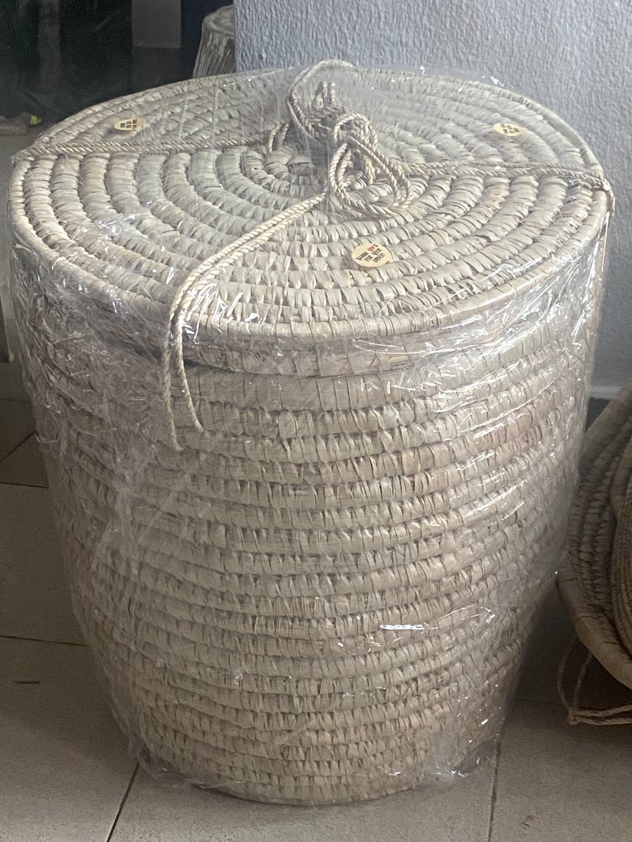 shopthanau's tweet photo. Delivery day 🚚📦

Order your raffia products. 

We make beautiful, durable and quality raffia crafts. https://t.co/L9RUeVDkf4