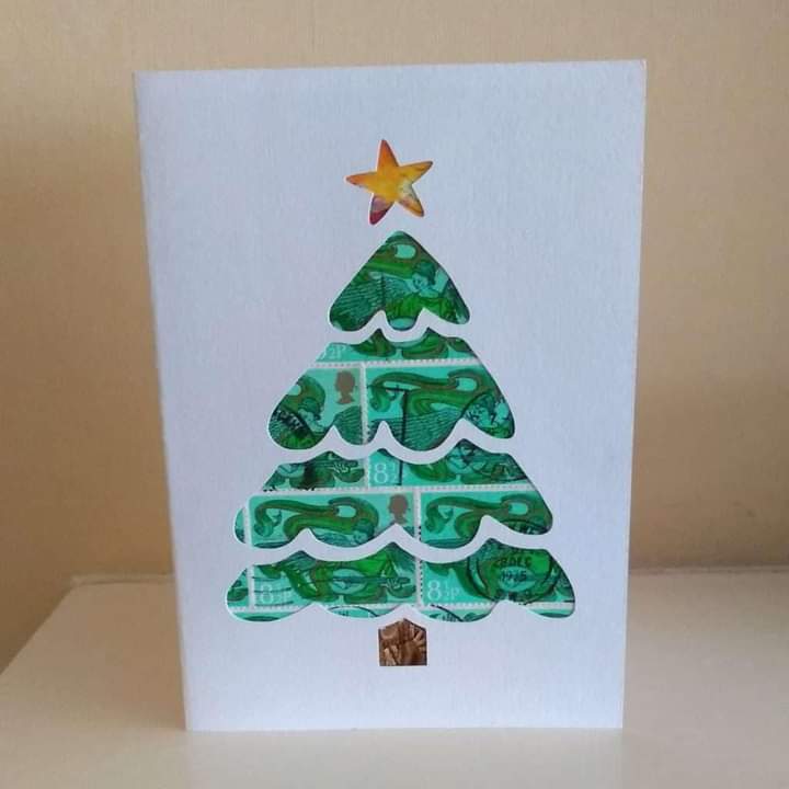EGLR1's tweet image. Unique handmade postage stamp Christmas cards. They are left blank inside for you to add your own message.
Cards are £4.25 plus p&amp;amp;p
Please follow the link to take a look.

numonday.com/shop/loony-lur…
#handmadechristmascards #handmadecards 
#mhhsbd 
#numonday 
#Christmas