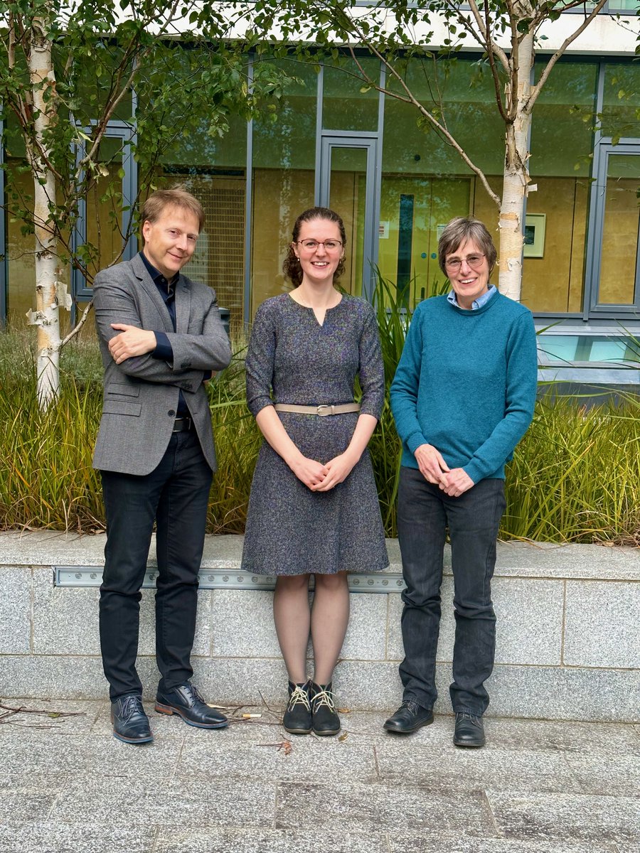 andrew_kellett's tweet photo. Congratulations to Dr. Anna Ziemele @ZiemeleAnna on her successful PhD viva defence!! 🎉👩‍🔬👏 Many thanks to examiners Prof. Stefan Vogel @NATsdu Prof. Vickie McKee @DCUChemistry and collaborators @Prof_Tom_Brown @OxfordChemistry @DCU_Research @IrishResearch @DCUResearchNano https://t.co/hexa7sxnxA