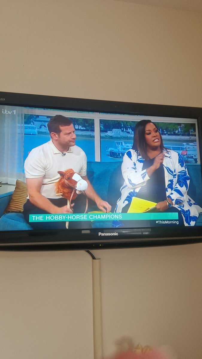 KellyLawton2's tweet photo. How can @AlisonHammond and @radioleary do this with a straight face 🤣🤣🤣 https://t.co/HzrgCsyIKW