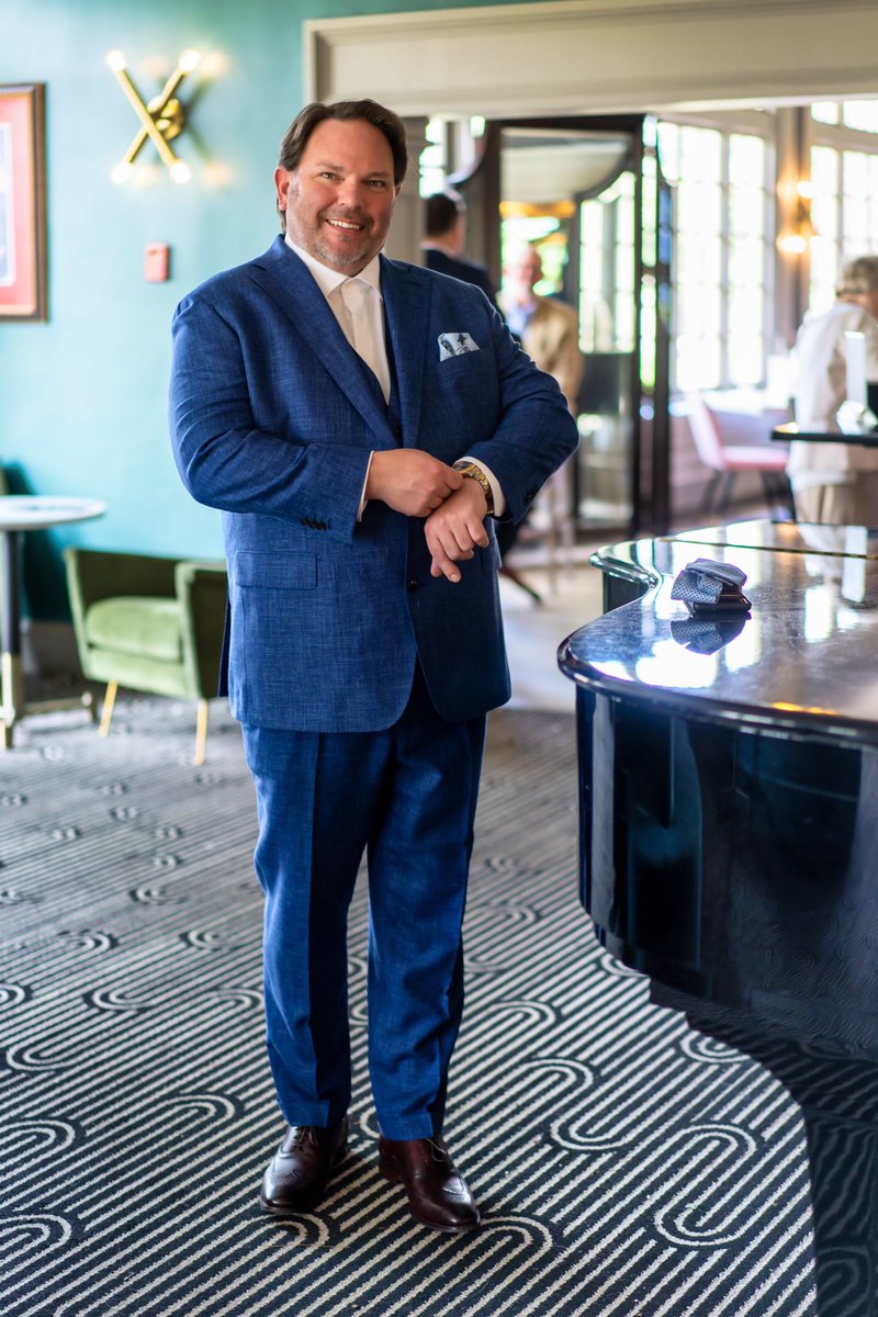 MonroePhotoUSA's tweet photo. Getting ready with Holly and Robert at Columbia Gorge Hotel &amp; Spa.

Monroe Photography
https://t.co/ZjgV3N5tyc
Full reel at @monroephotousa Instagram https://t.co/qH05Gm6qjZ