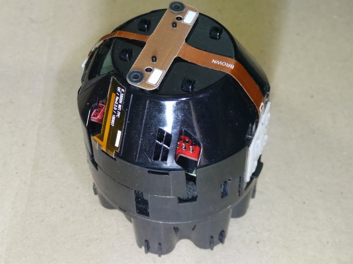 TakSan0's tweet photo. CLOVA mini用の改造 #NanoPi 取付けた状態で物理的には収まることが確認できて一歩前進。しかしながらネジ穴位置とツメ用の切り掛け位置が若干ズレ有りでキツキツな為要修正。
回路的な検証はこれからで部品待ち。
https://t.co/pJlXyP677S
#CLOVA改造 #ラズパイ化CLOVA #CLOVA #LINECLOVA #LINE_CLOVA https://t.co/0hYA4Y6zIy