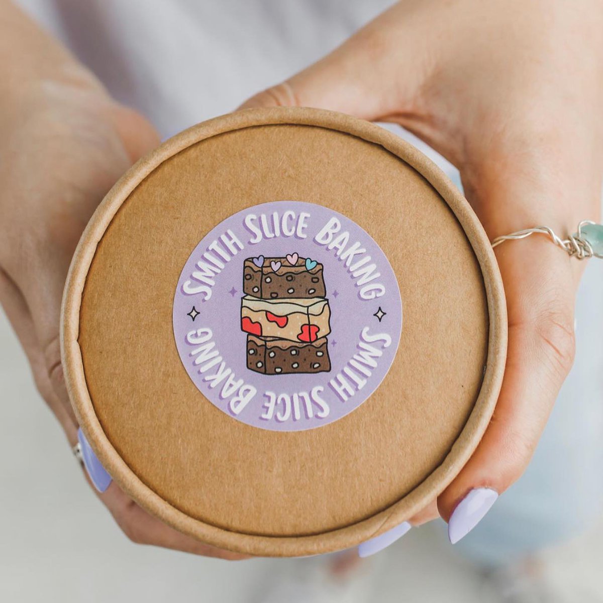 Round Stickers 🤝 your packaging @smithslicebaking

Keep tagging us in your Instagram photos...we'll be choosing our favourite tag in a few weeks. If you're selected, you win £100!📍