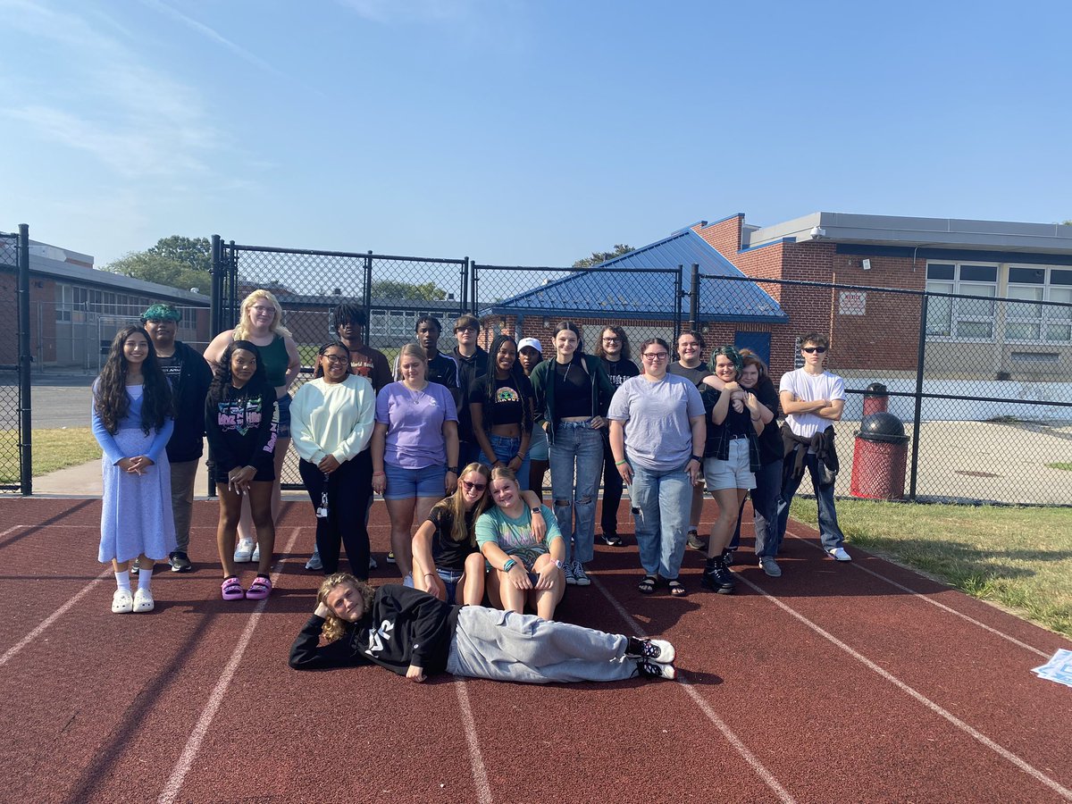 Lori Powers tweet media