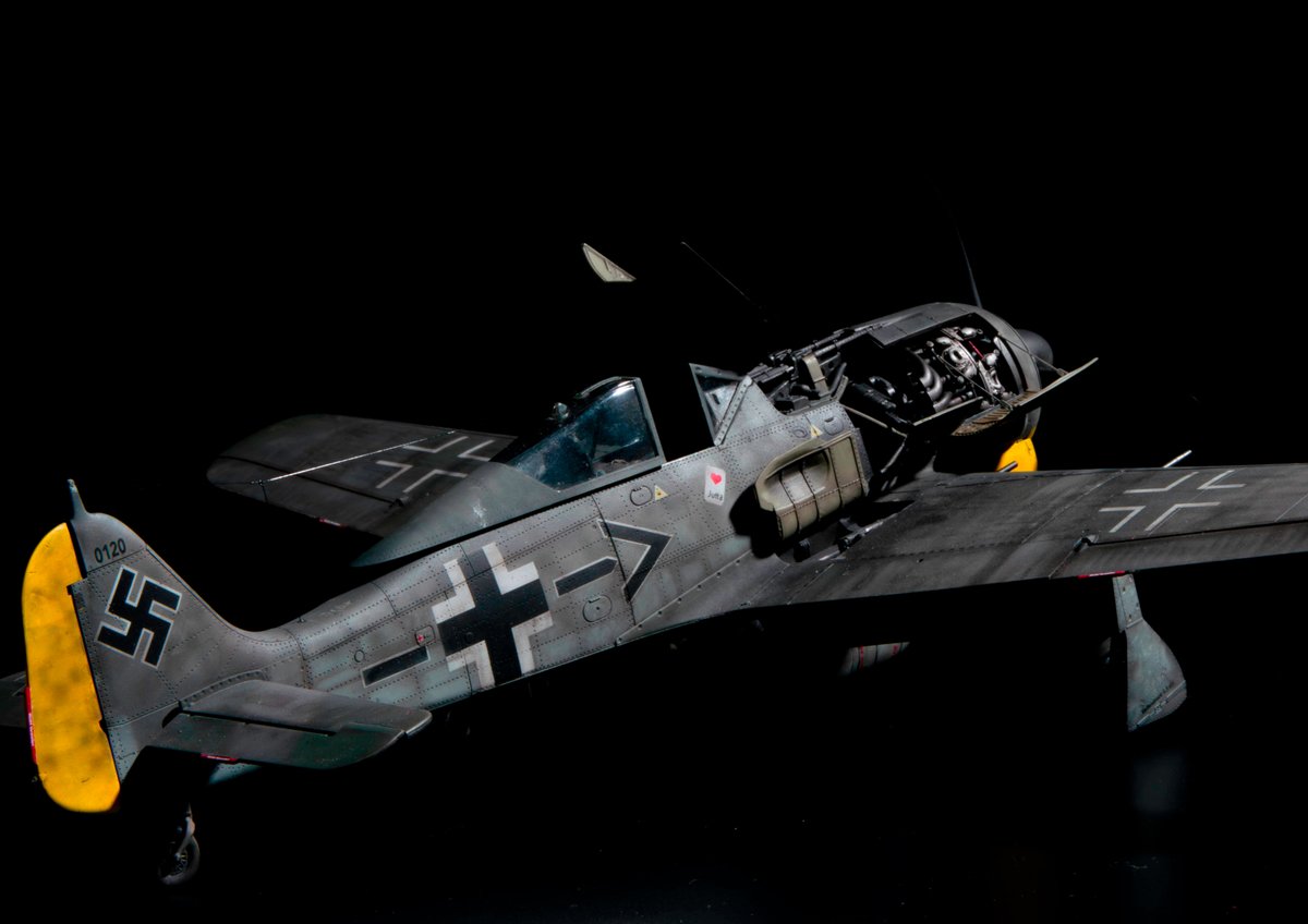 kurage_models's tweet photo. ボーダーモデル1/35 FW190A-6完成しました。 https://t.co/mcOKea2n27