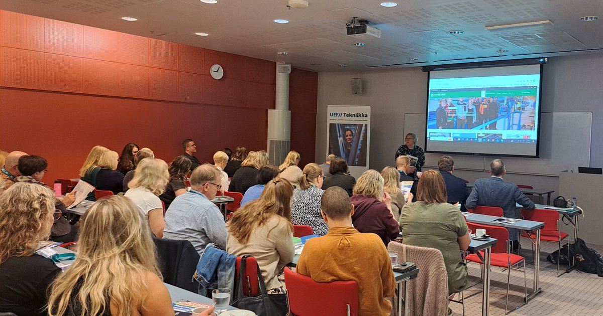 Puumessujen yhteydessä järjestetty Puuala tutuksi -tilaisuus kokosi yli 30 opoa ja aineenopettajaa kuulemaan puu- ja metsäalan koulutus- ja työmahdollisuuksista. He ovat avainasemassa viemässä tietoa eteenpäin tulevaisuuden tekijöille. Tilaisuuden järjesti Puumiehet ry.