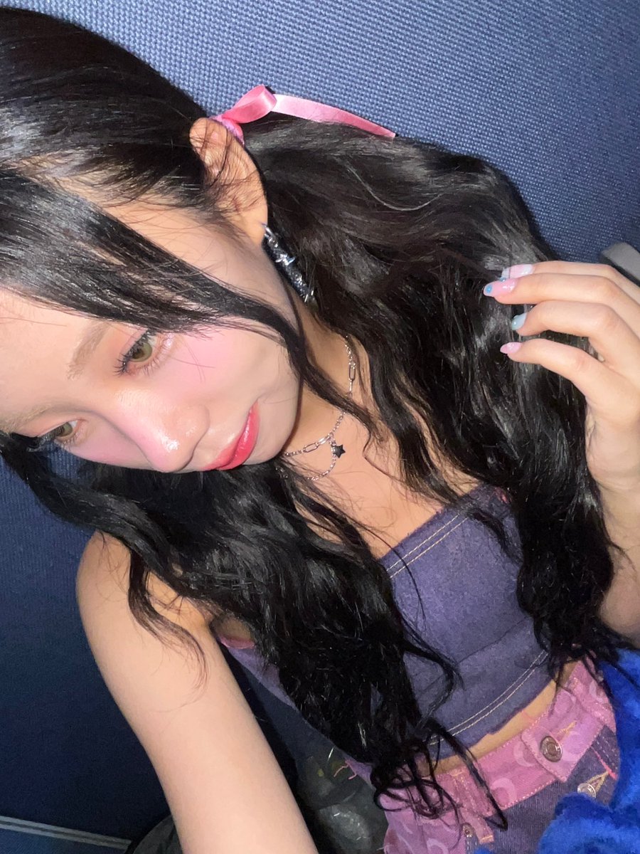 RBW_PURPLEKISS's tweet photo. [#도시]
🎀7 heaven🎀 https://t.co/qWd7uBWgTm