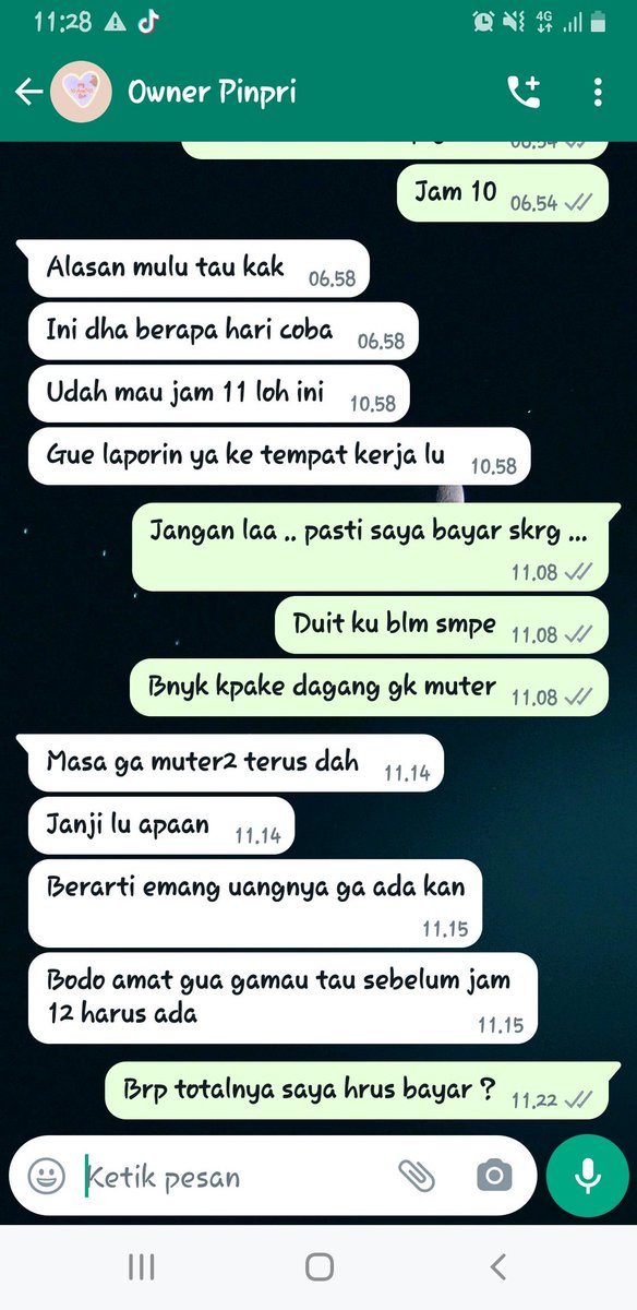 PartaiSocmed's tweet photo. Dik Kristin Ledyana Nainggolan dari UKI tolong jangan galak2 menjalankan bisnis lintah darat pinprinya ya. Kl orangnya sampai kehilangan pekerjaan apa mau tanggung jawab? https://t.co/xPfSTMA5kh