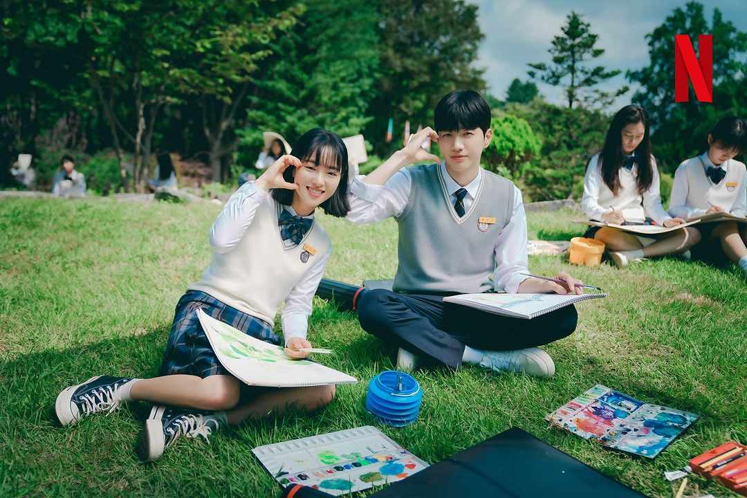 theonbitph's tweet photo. The long wait is finally over!

ACTRESS JEON YEOBEEN IS BACK
#ATimeCalledYouOutNow
#JeonYeoBeenOnNetflix https://t.co/fL9rHGgs4k