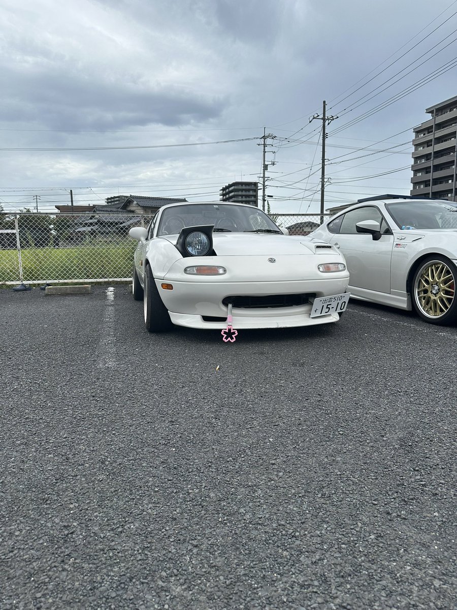 glk_45's tweet image. 本日NAロードスター無事納車されました！
あんま速くないけど乗ってて楽しい！！
 #NAロードスター  #NA8C  #miatana