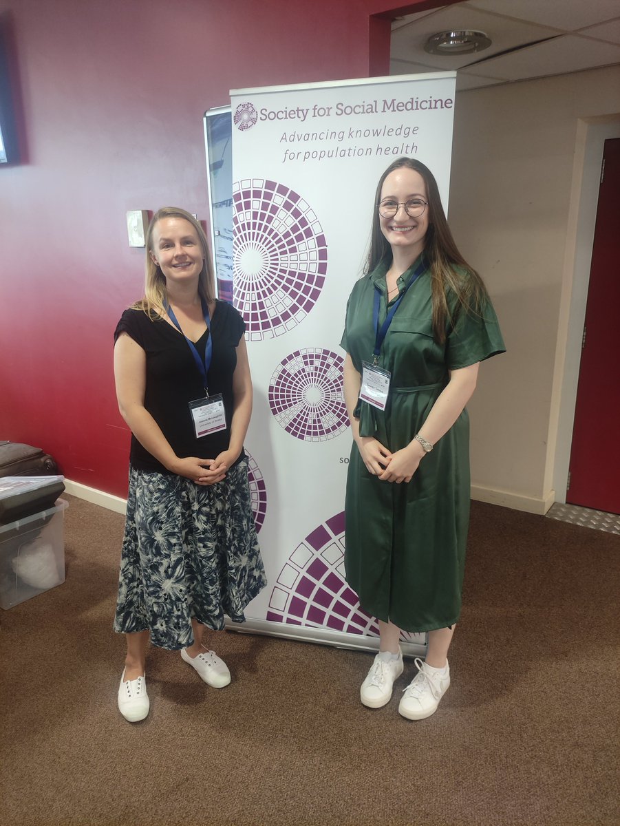 Our talk Research Summary Competition winners Joanna McLaughlin & @GeorgiaTomova The competition is a chance to win a free place for the ASM- so look out for details of how to enter next year!