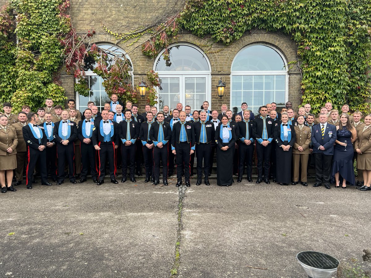 7 (Trg) Regt AAC tweet media