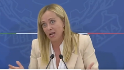 Robycoppi's tweet photo. Ahoo!
Ve prego!
Me vede?
N' vede che so n'anderdogghe?
Daje!
#ConferenzeStampa in libertà... https://t.co/cxuNhxe2Jh