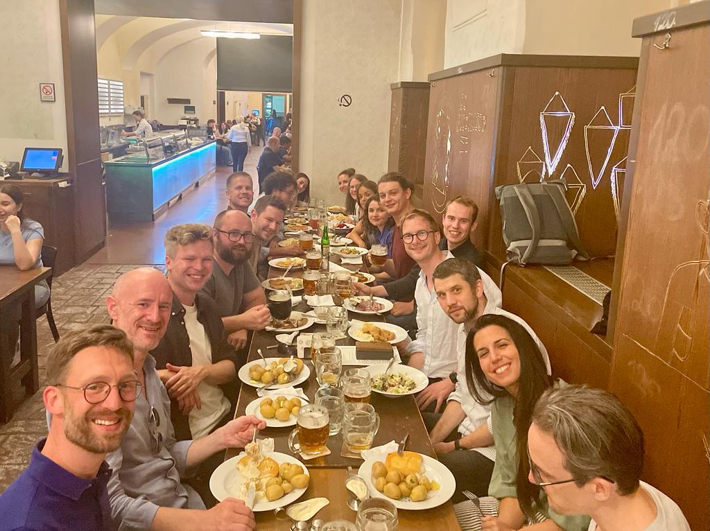 Great food in Prague,  but even better company in the form of the #ecprgc23  The Politics of Law and Courts sectio! See you all next year in Dublin for #ecprgc24!