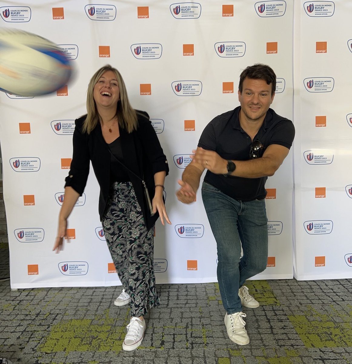 Plus que quelques heures avant l’ouverture de la #RWC2023 ! 
Prêts pour une nouvelle aventure 🏉

#TeamOrange #UnisPourUnRêve