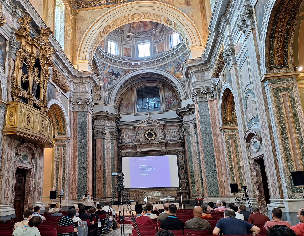 brcznh's tweet image. Maíra Aguiar, (Basque Center for Applied Mathematics) gives her plenary talk &quot;On the origin of complex dynamics in multi-strain dengue models&quot; @days_europe @MTB_BCAM #dynamicsdayseurope2023 #dynamicsdays2023 #ddeu2023