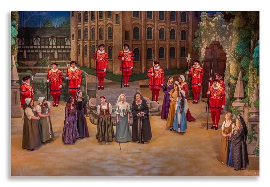 piperchantry's tweet photo. Sending lots of love to the cast of @GSFestival production of The Yeomen of the Guard, as they perform their final show this evening @MalvernTheatres 

You guys are AWESOME!

#G&amp;S #theyeomenoftheguard #choreography #choreographers https://t.co/fPYOH4kZNV