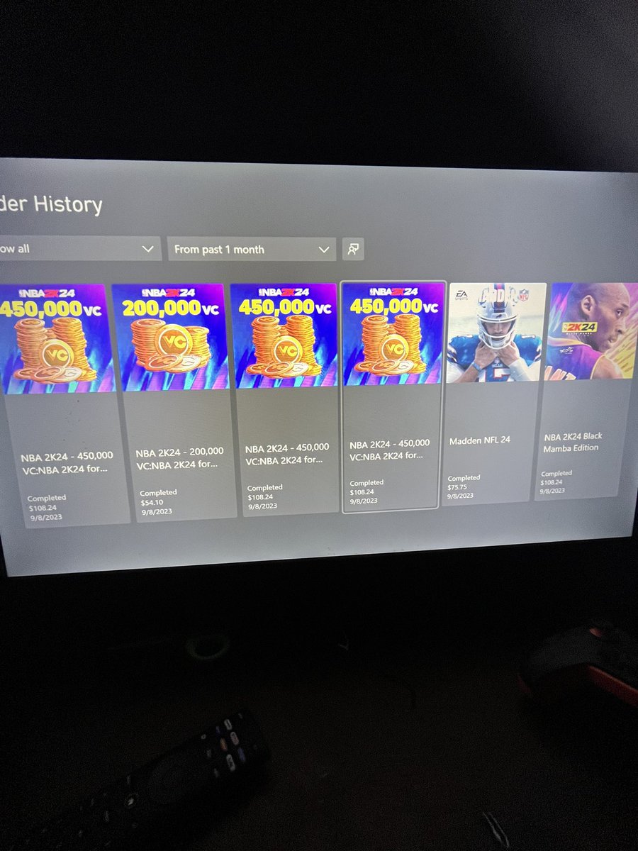 Lmk who on dis ho finna get back on dis 2k shi 😂