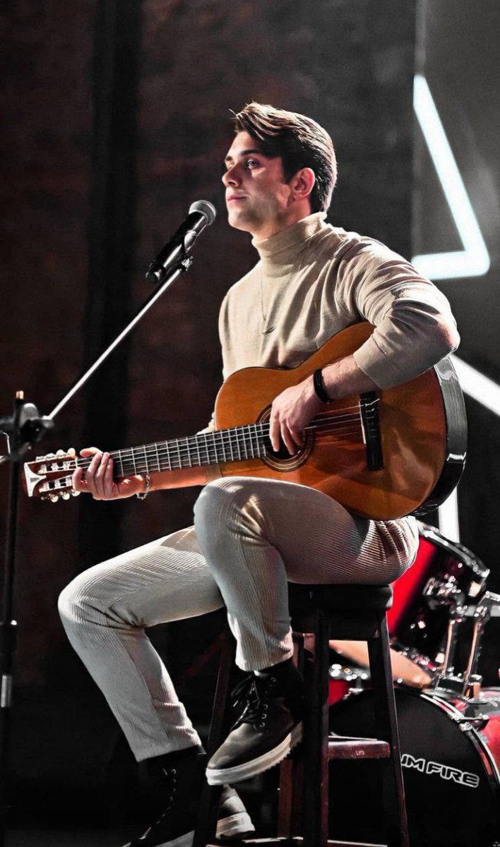 Hoşçakal Doruk Atakul...

Her zaman kalbimizde yaşayacaksın. Doruk Atakul'un kalbimizde her zaman ayrı bir yeri olacak. Seni her zaman iyi bir kardeş, iyi bir arkadaş ve iyi bir erkek arkadaş olarak hatırlayacağız, her şeyden önce seni iyi bir insan olarak hatırlayacağız...