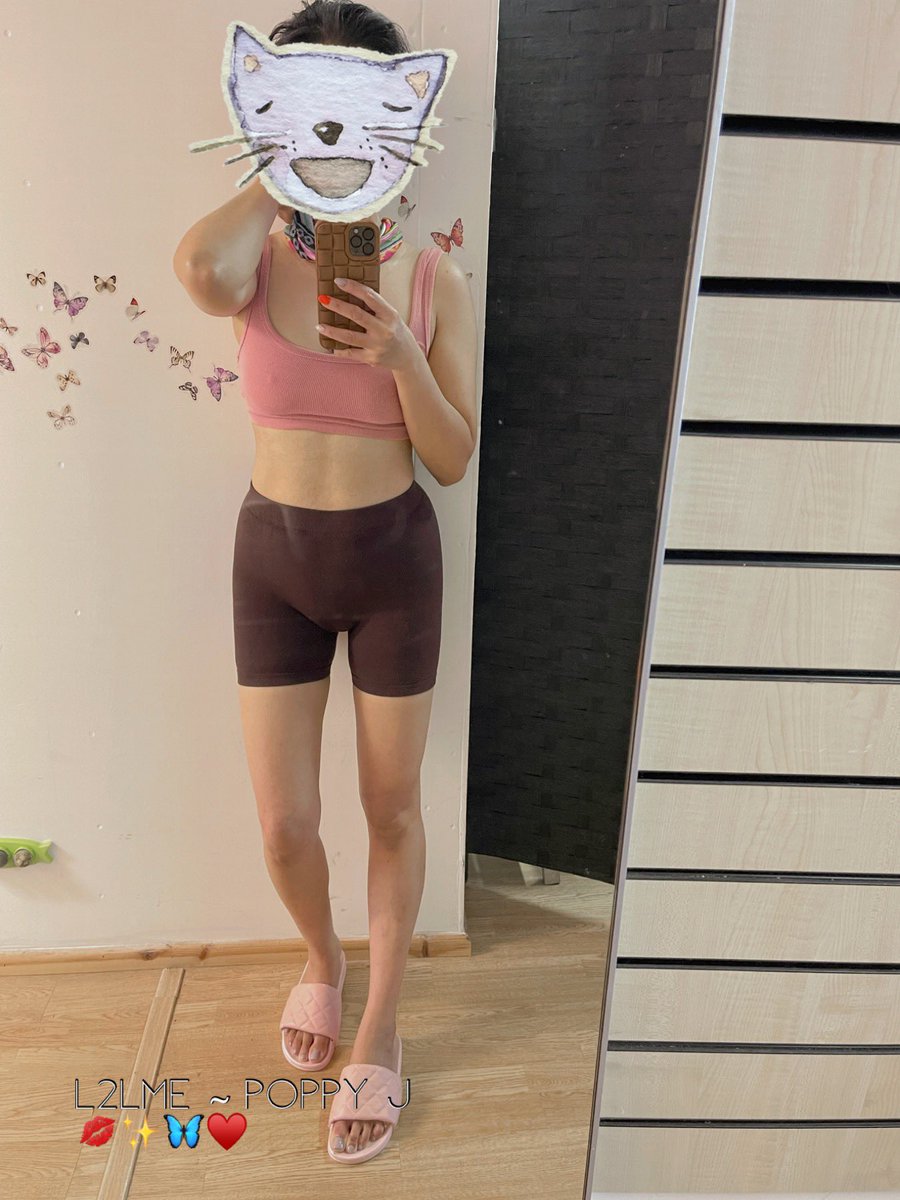 l2lmepj's tweet photo. After finished installing the cats house ✨ #KittyCat #AsianChick #goddess https://t.co/EX7iG9DjfI