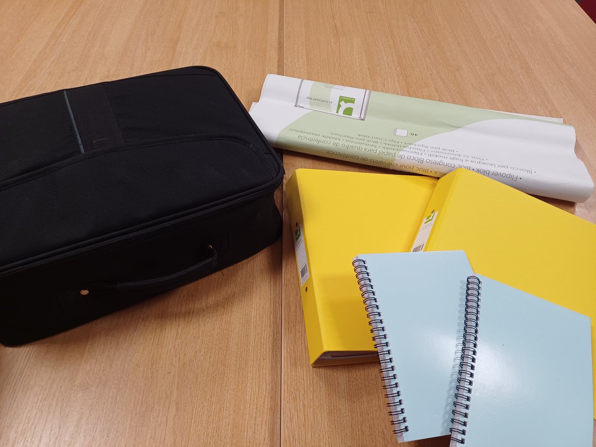The appearance of yellow folders, the projector and flip chart paper in the office can only mean one thing - our new volunteer training course has started! Great to meet our newest intake last night and learn about their motivations and hopes for volunteering with <a href="/findtheglow/">Glow</a>