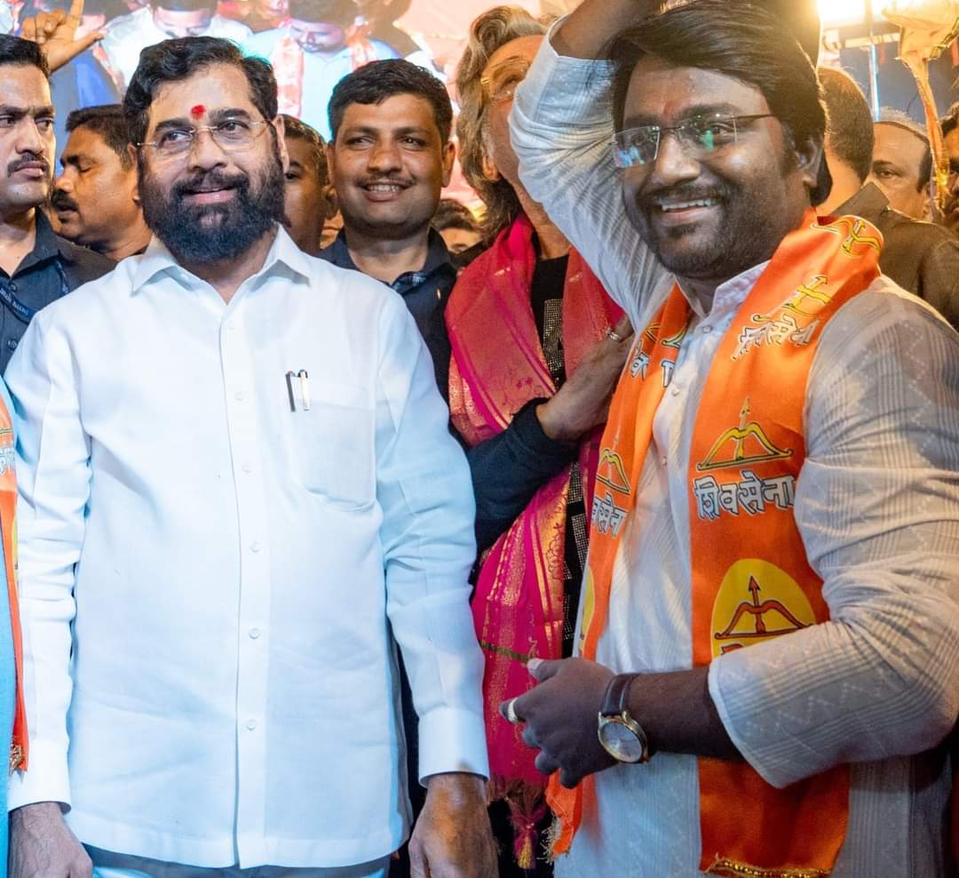 ShekharShere2's tweet photo. तुमच्या सहकार्याने जनसेवेचे थर रचले 
आता विकासकामांची हंडी फोडूया…
ना स्वार्थासाठी,ना पक्षीय राजकारणासाठी हा प्रवेश फक्त आणि फक्त विभागाच्या सर्वांगीण विकासासाठी...🚩
मागाठाणे विधानसभा आमदार @miprakashsurve  यांच्या मार्गदर्शनाखाली महाराष्ट्र राज्याचे लोकप्रिय @mieknathshinde https://t.co/3GK6xzjPi2
