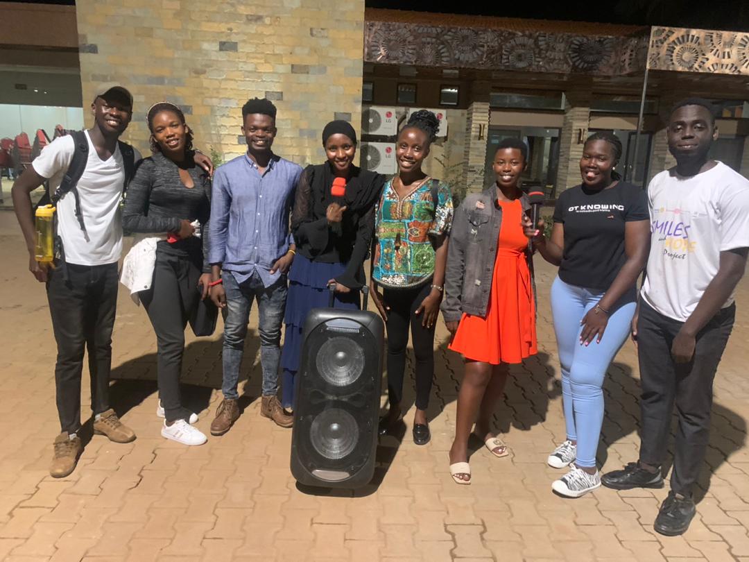 JanatSuubi's tweet photo. Karaoke night with The Elephants!🎤💃🏽💃🏽🕺🏾🐘

#hopecreators #serviceaboveself https://t.co/t6D3bc9x2w