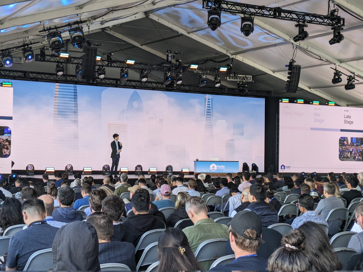 meetrics's tweet photo. @saastr 2023 - Day 2/3 from the @Amplitude_HQ talk:
✅ Early stage execs should be scrappy (to $25M ARR)
✅ Medium stage execs should be running teams, but still getting their hands dirty. (to $100M ARR)
✅ Late stage execs to hire sub execs to run teams to keep the company running and growing ($100M+ ARR)