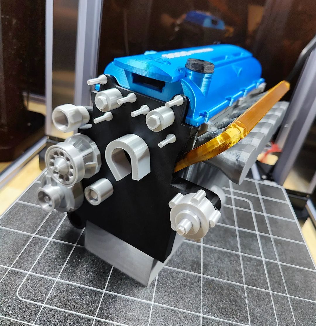 snapmaker's tweet photo. 😍Getting excited to share these awesome dual-color 2JZ-GTE parts printed by martinfalk3d!

All of them are printed on #SnapmakerArtisan at 0.2mm LH and 15% infill using azurefilm3d filament.

#snapmaker #3dprint #dualcolor #snapmakershowcase https://t.co/WgjpnP72Mi