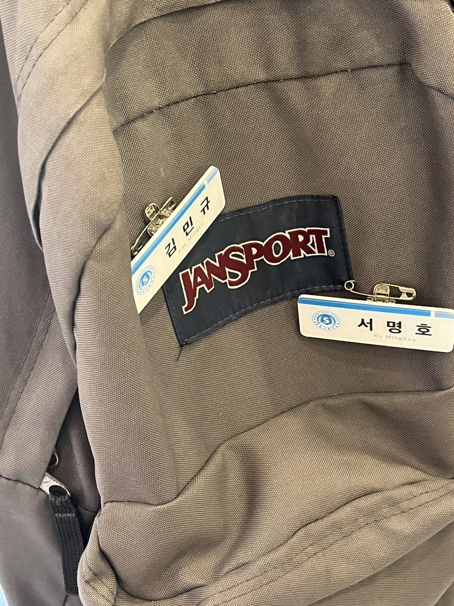 규잇 탕후루처럼 달콤한 사랑 이어나가길~♥︎

#규잇_해_안해_해
#바다색처럼_그대를_사랑해요