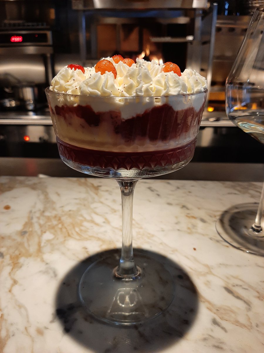 MichelinGuideUK's tweet photo. Who doesn’t love a good trifle?
Story Cellar by @tomsstory
#CoventGarden https://t.co/HGw7jEFygN